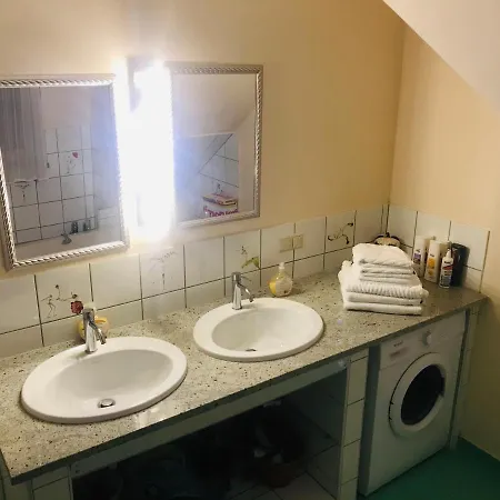 Villen-apartment Lind * フィラハ